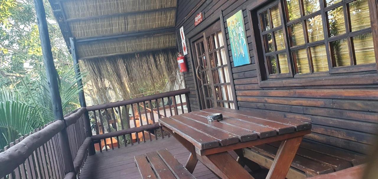Mozbevok Coconut View Resort بونتا دو أورو المظهر الخارجي الصورة